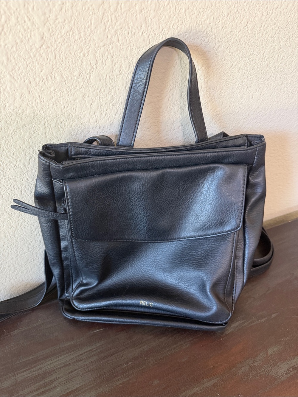 Relic by Fossil  Black Leather Messenger Tote with Front Pocket